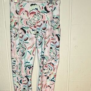 Athleta Ultimate Stash II Capri Elegance Floral Orchid Small NWOT